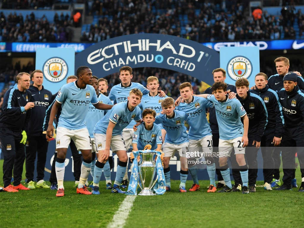 员回国效力 员回国效力